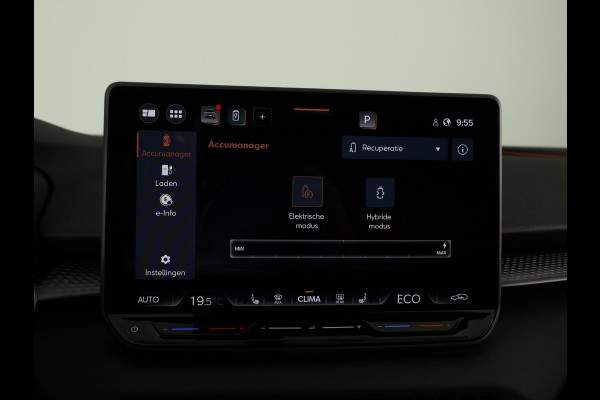 CUPRA Terramar 1.5 TSI e-Hybrid VZ Performance 272 pk Automaat | Navigatie | Panoramadak | Parkeersensoren (Park assist)  Rondomzicht camera | Elektr. voorstoelen | Matrix LED koplampen |