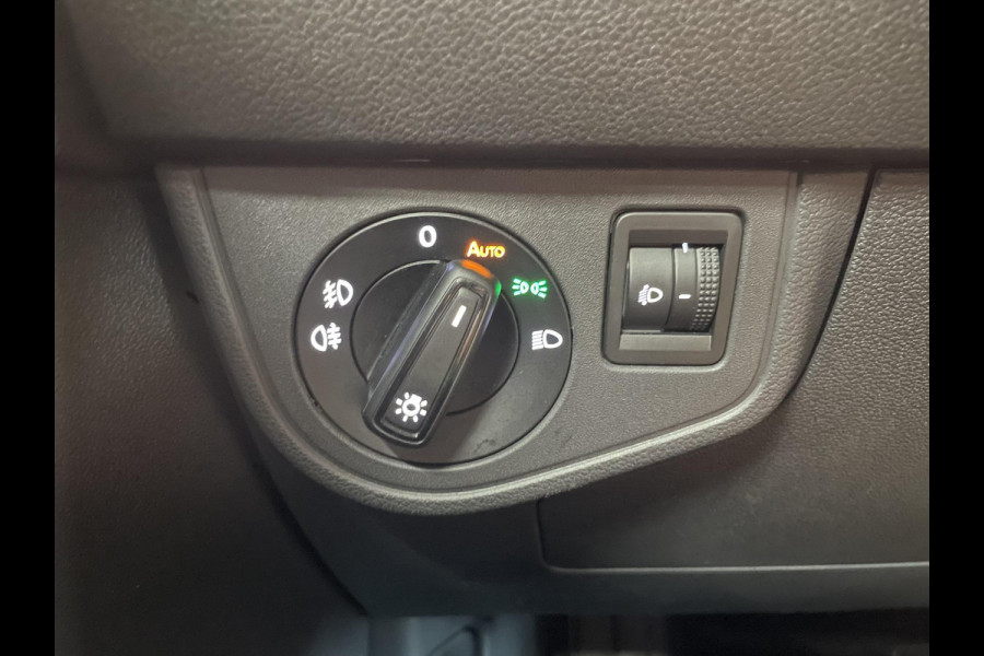 Volkswagen Polo 1.0 TSI 115pk Life Business DSG Aut. Adaptive Cruise Travel Assist/Lane Assist LED-koplampen PDC VA+Achteruitrijcamera Discover Media Navigatie Carplay Stoelverwarming Trekhaak