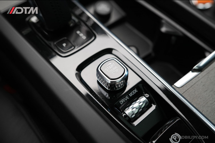 Volvo V60 Cross Country 2.0 B5 AWD Pro | Harman / Kardon | Panorama | Trekhaak