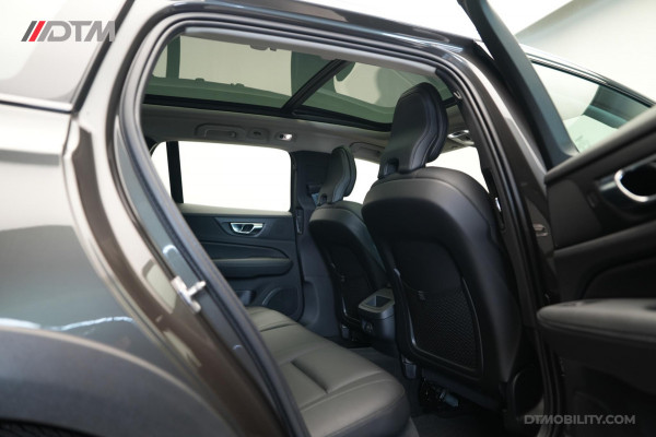 Volvo V60 Cross Country 2.0 B5 AWD Pro | Harman / Kardon | Panorama | Trekhaak