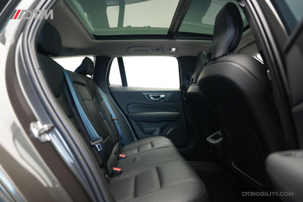 Volvo V60 Cross Country 2.0 B5 AWD Pro | Harman / Kardon | Panorama | Trekhaak