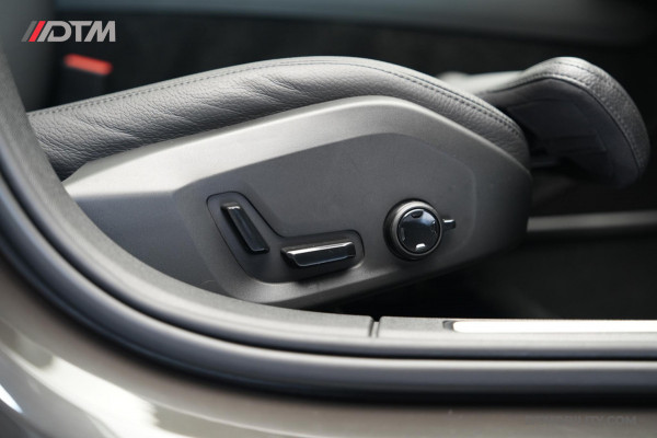 Volvo V60 Cross Country 2.0 B5 AWD Pro | Harman / Kardon | Panorama | Trekhaak