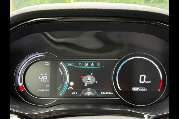 Kia e-Niro ExecutiveLine 64 kWh l Volleder l Xenon l Camera l Vol Opties l