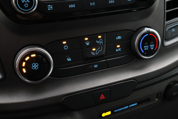 Ford Transit 350 2.0 TDCI L3H2 Trend Leer, 3-Zits, Camera, Cruise, Apple Carplay, Rijstrooksensor, PDC, DAB