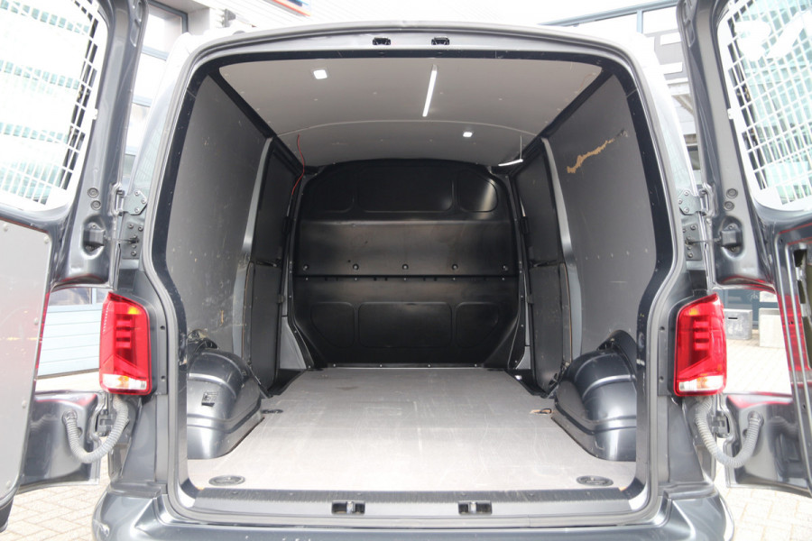 Volkswagen Transporter 2.0 TDI 150 | Aut. | 2x Schuifdeur | L2H1 | Standkachel | Airco..