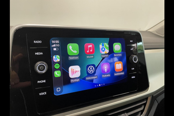 Volkswagen T-Roc 1.0 TSI 85 kW Move Discover Media Navi Digital Cockpit App-Connect DAB Climatronic Stoelverwarming Privacy Glass Park Assist Lane Assist Front Assist 17 inch LM Velgen Ascot Gray