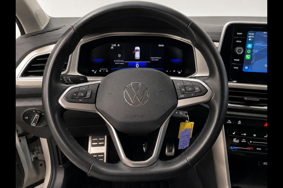 Volkswagen T-Roc 1.0 TSI 85 kW Move Discover Media Navi Digital Cockpit App-Connect DAB Climatronic Stoelverwarming Privacy Glass Park Assist Lane Assist Front Assist 17 inch LM Velgen Ascot Gray