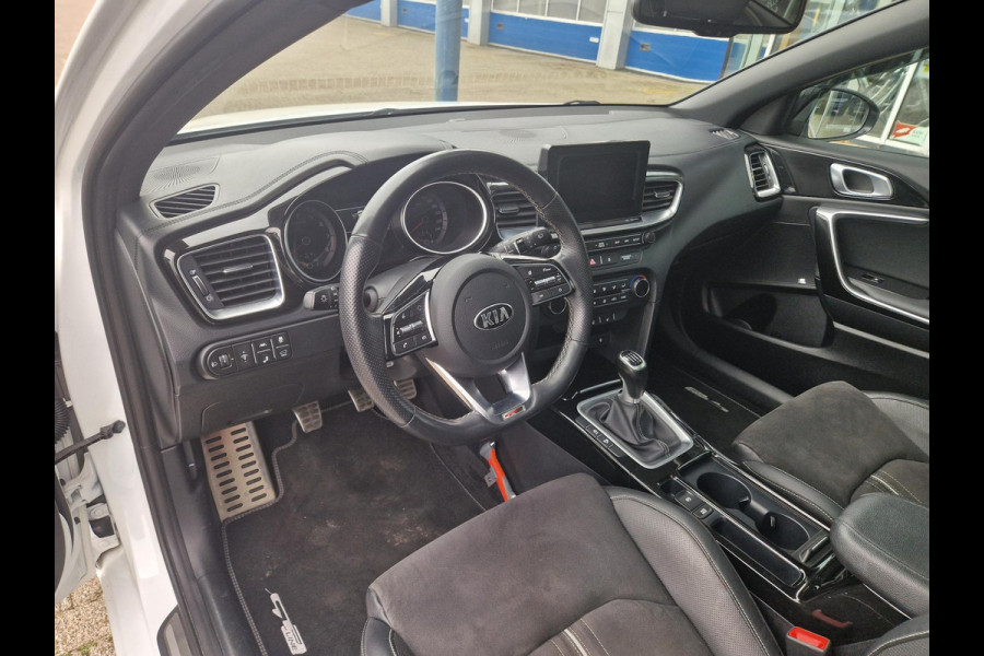 Kia Ceed Sportswagon 1.4 T-GDi GT-PlusLine Full Options! | Schuifkanteldak | Camera | Sportstoelen met geheugen | Dodehoek herkenningn