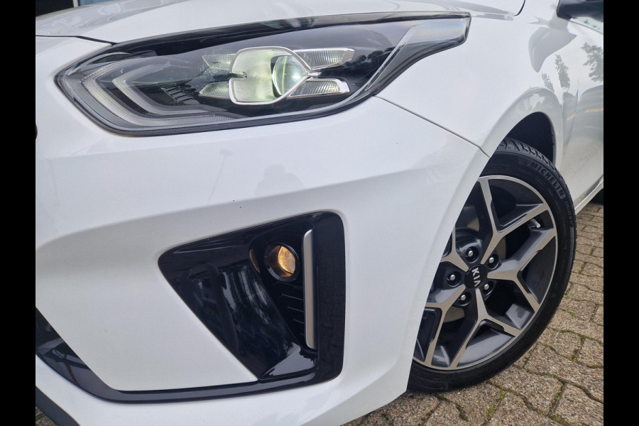 Kia Ceed Sportswagon 1.4 T-GDi GT-PlusLine Full Options! | Schuifkanteldak | Camera | Sportstoelen met geheugen | Dodehoek herkenningn