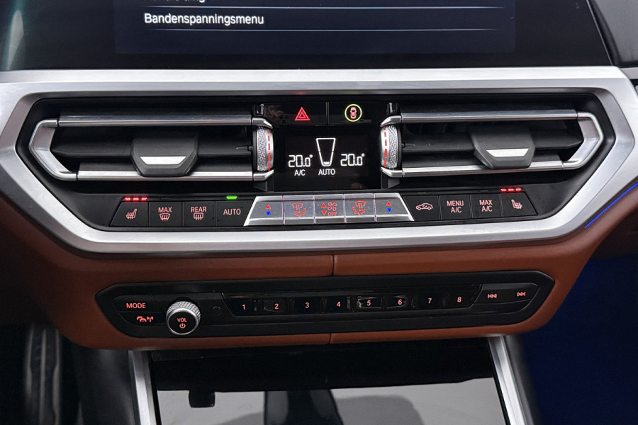 BMW 3-serie 330i High Executive Edition (PANORAMADAK, HEAD-UP, HARMAN/KARDON, 360 CAMERA, SFEERVERLICHTING, DEALER ONDERHOUDEN)