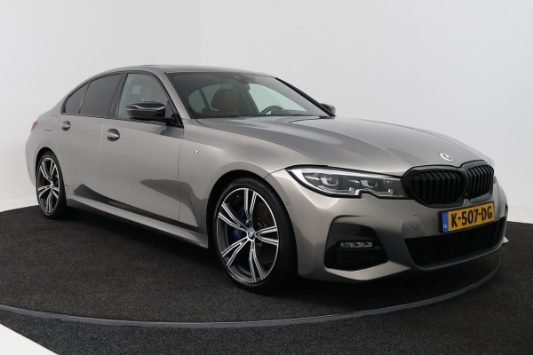 BMW 3-serie 330i High Executive Edition (PANORAMADAK, HEAD-UP, HARMAN/KARDON, 360 CAMERA, SFEERVERLICHTING, DEALER ONDERHOUDEN)