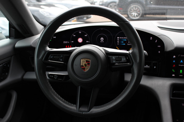 Porsche Taycan 4S Performance 84 kWh / SoH 91,9% / 38.845 km! /  Panoramadak / Camera / Passenger Display / Luchtvering / 21'' / Bose / Stoelverwarming / DAB / Cruise Control