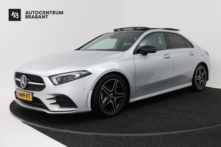 Mercedes-Benz A-Klasse 180 Business Solution AMG (PANORAMADAK, SFEERVERLICHTING, ELEKT. STOELEN, MULTIBEAM KOPLAMPEN, CAMERA)