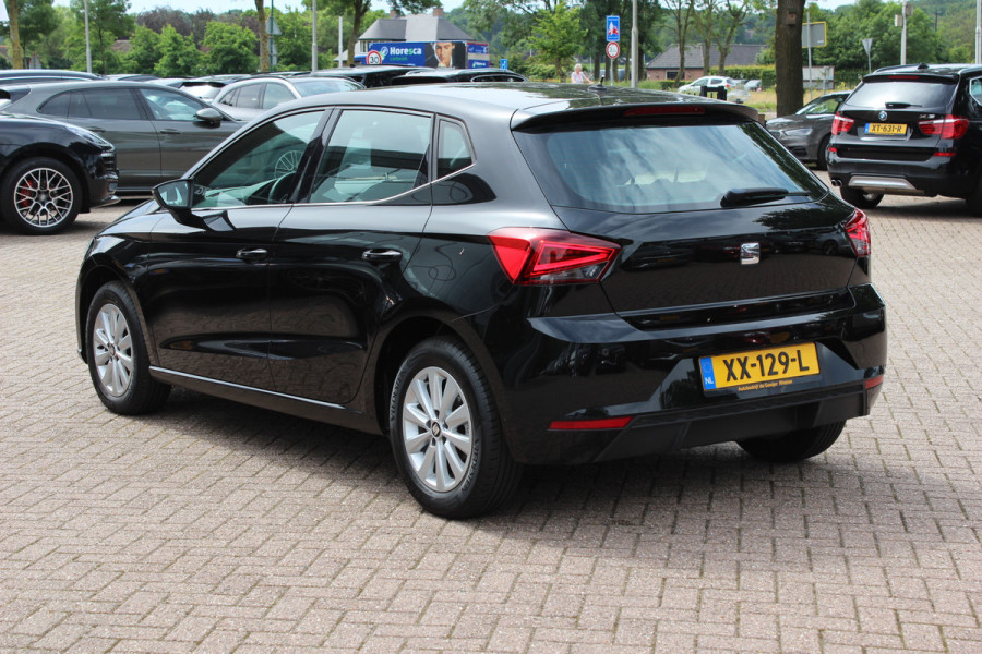 Seat Ibiza 1.0 TSI FR 116pk / CarPlay / Parkeerhulp achter / 17'' / Stoelverwarming / Cruise Control