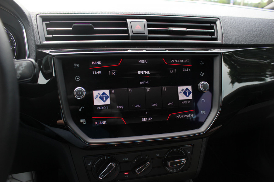 Seat Ibiza 1.0 TSI FR 116pk / CarPlay / Parkeerhulp achter / 17'' / Stoelverwarming / Cruise Control