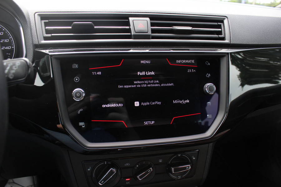 Seat Ibiza 1.0 TSI FR 116pk / CarPlay / Parkeerhulp achter / 17'' / Stoelverwarming / Cruise Control