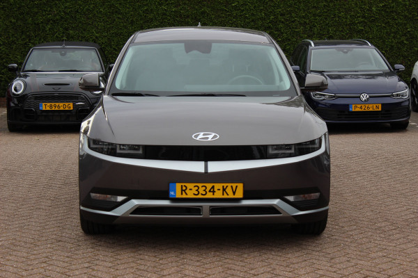 Hyundai IONIQ 5 Style 58 kWh 15.112km! / SoH 98,2% / NL Auto! / Trekhaak / Camera / CarPlay / Keyless / 19'' / Virtual Cockpit / DAB / ACC