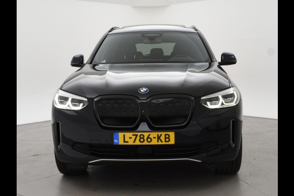 BMW iX3 HIGH EXECUTIVE 80 kWh + TREKHAAK | PANORAMA | 360 CAMERA | ADAPTIVE CRUISE | SFEERVERLICHTING