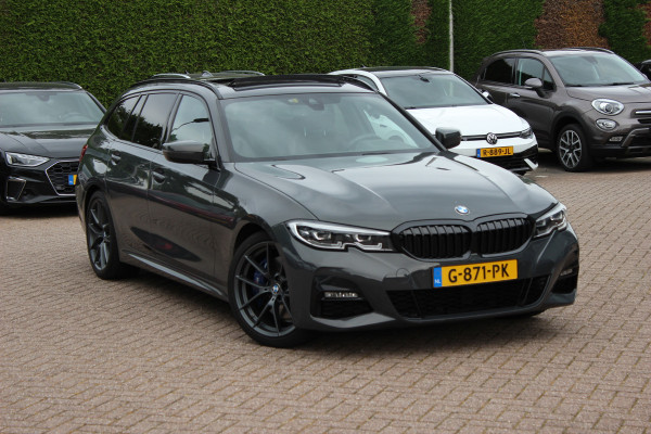 BMW 3 Serie Touring 330i High Exe. M Sport / Panoramadak / Camera / Leder / CarPlay / 19'' / Sportstoelen / Stoelverwarming / DAB / Cruise Control / Getint glas