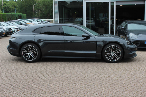 Porsche Taycan Sport Turismo 93 kWh / SoH 93,3% / Panoramadak / Camera / Bose / 20'' / Luchtvering / Leder / Warmtepomp / Dodehoek / Stoelverwarming / DAB / Cruise Control
