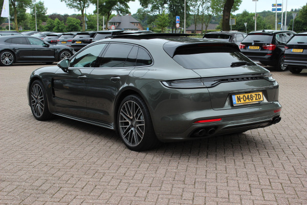 Porsche Panamera Sport Turismo 2.9 4 E-Hybrid / Panoramadak / 360Camera / Head-up / Softclose / Sportdesign+Chrono / 21'' / Sportuitlaat / Bose / Keyless / Stoelverwarming 4x / Stoelventilatie / Stuurverwarming / Dodehoek / DAB / ACC