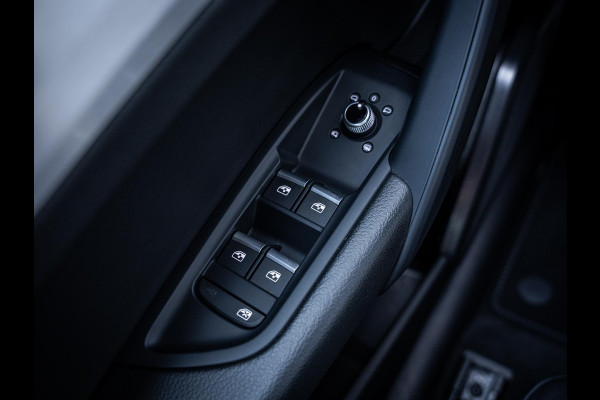 Audi Q5 50 TFSI e S edition 3x S-Line l Luchtvering l Massage l ACC