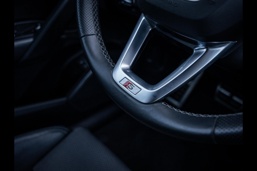 Audi Q5 50 TFSI e S edition 3x S-Line l Luchtvering l Massage l ACC
