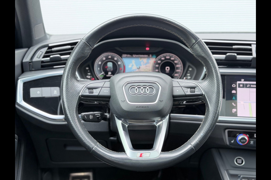 Audi Q3 Sportback 45 TFSI e S-Line Pano/Sfeer/Memory