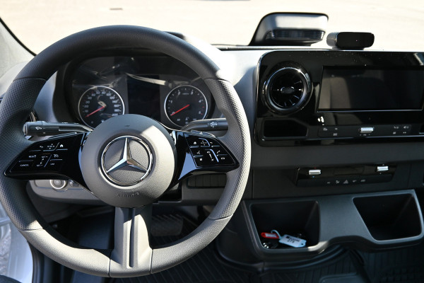 Mercedes-Benz Sprinter 517 CDI Pro L3 Open laadbak 3500 kg Trekgewicht, LED, Smartphone integratie, Etc.