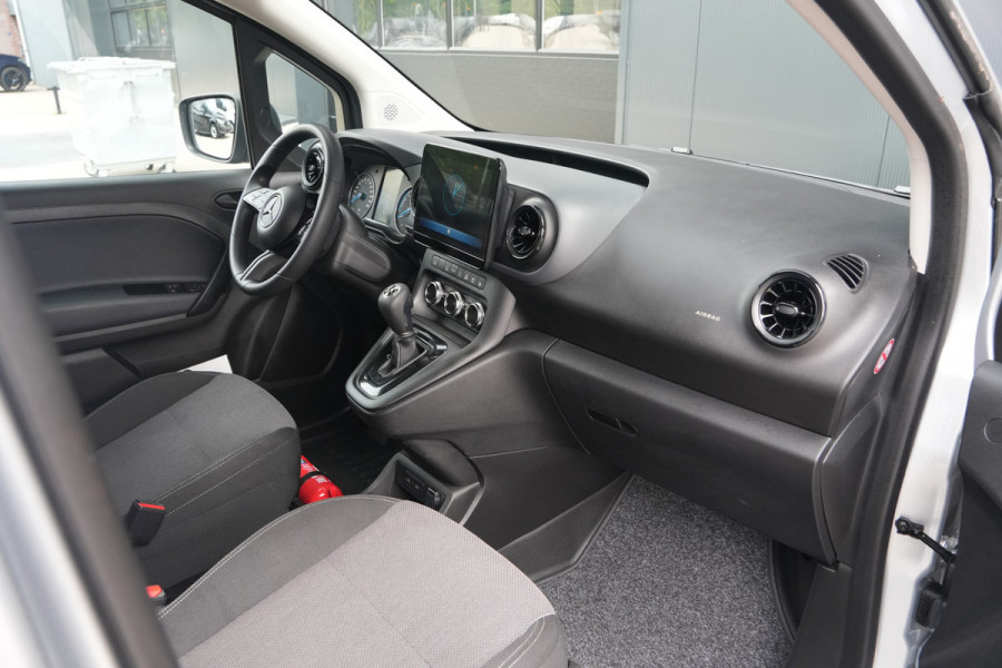 Mercedes-Benz eCitan 112 Base L1 45 kWh 122pk - Cruise - Stoelverwarming - Camera - PDC - Auto Clima - Rijklaar