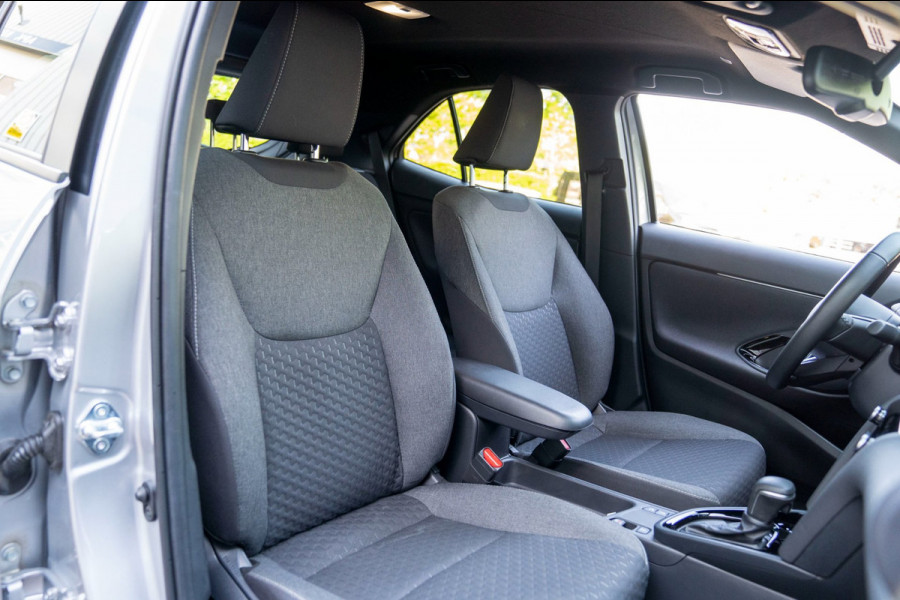 Toyota Yaris Cross 1.5 Hybrid 115 Active|Prijs rijklaar incl. 12 mnd garantie|Stoelverw Carplay Clima Camera LED
