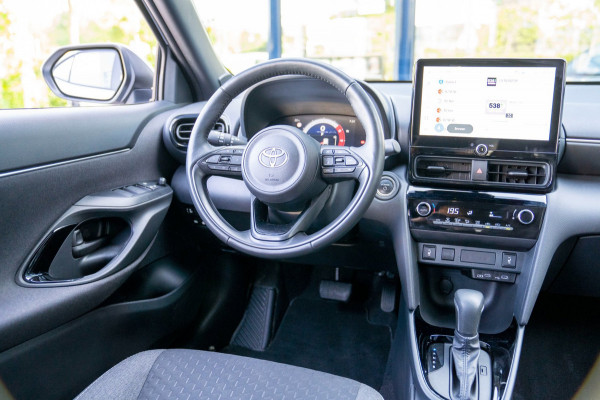 Toyota Yaris Cross 1.5 Hybrid 115 Active|Prijs rijklaar incl. 12 mnd garantie|Stoelverw Carplay Clima Camera LED