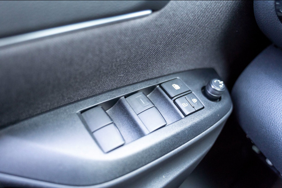 Toyota Yaris Cross 1.5 Hybrid 115 Active|Prijs rijklaar incl. 12 mnd garantie|Stoelverw Carplay Clima Camera LED