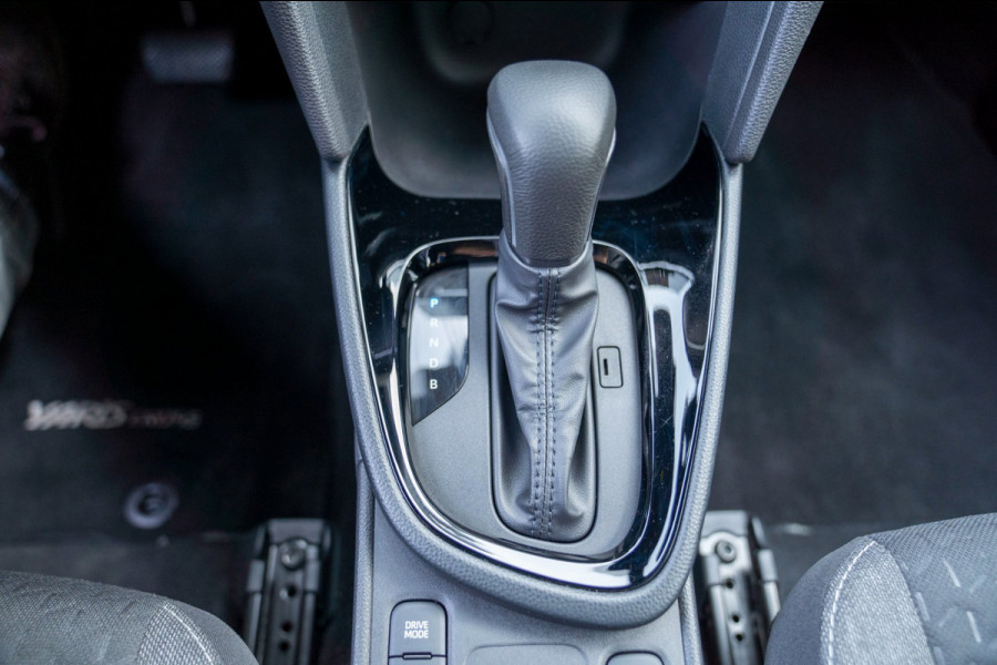 Toyota Yaris Cross 1.5 Hybrid 115 Active|Prijs rijklaar incl. 12 mnd garantie|Stoelverw Carplay Clima Camera LED