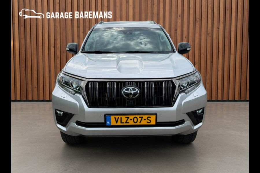 Toyota Land Cruiser 150 2.8 D-4D-F Executive Blind Van