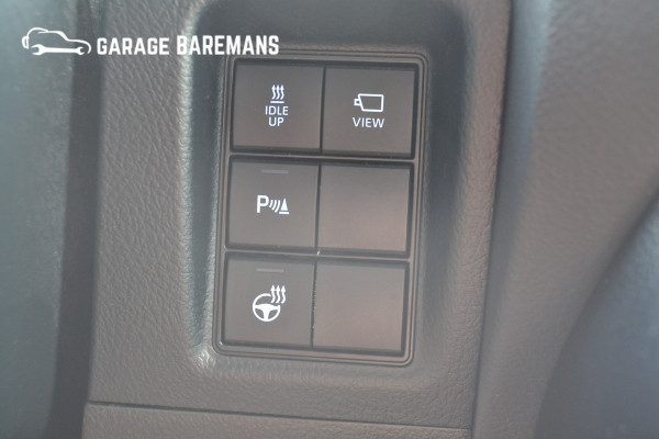 Toyota Land Cruiser 150 2.8 D-4D-F Executive Blind Van