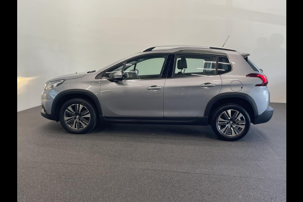 Peugeot 2008 1.2 PureTech Allure Automaat Navigatie Apple Carplay Android Auto Parkeersensoren achter Half leder Cruise Control Climate Control Lichtmetalen velgen