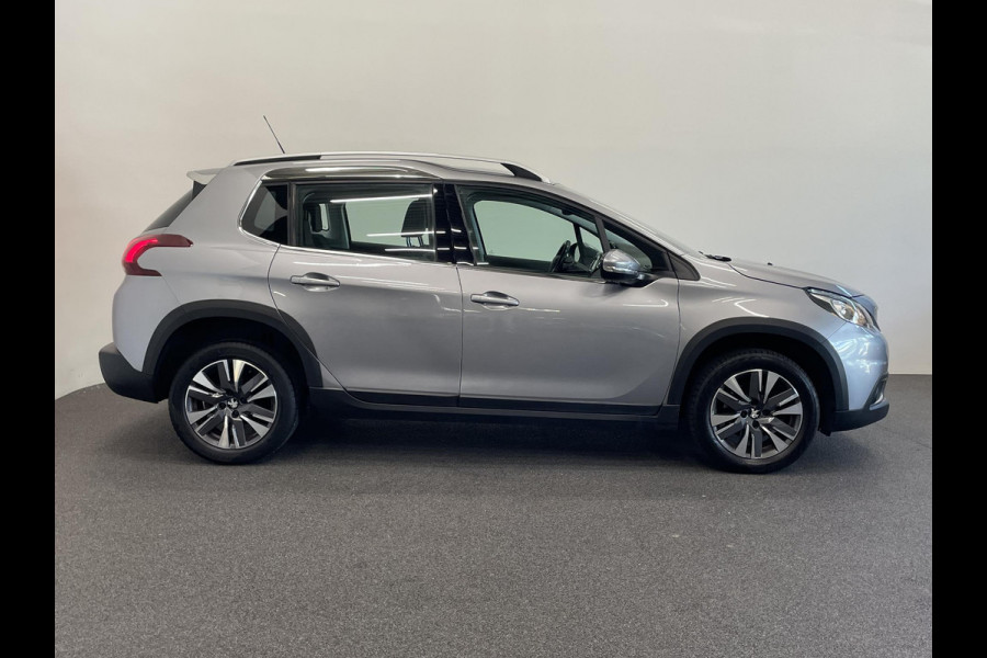 Peugeot 2008 1.2 PureTech Allure Automaat Navigatie Apple Carplay Android Auto Parkeersensoren achter Half leder Cruise Control Climate Control Lichtmetalen velgen