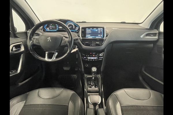 Peugeot 2008 1.2 PureTech Allure Automaat Navigatie Apple Carplay Android Auto Parkeersensoren achter Half leder Cruise Control Climate Control Lichtmetalen velgen
