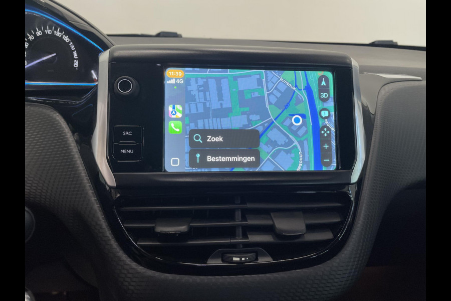 Peugeot 2008 1.2 PureTech Allure Automaat Navigatie Apple Carplay Android Auto Parkeersensoren achter Half leder Cruise Control Climate Control Lichtmetalen velgen