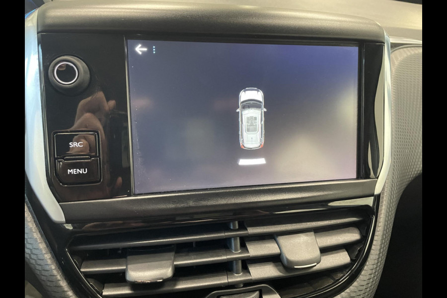 Peugeot 2008 1.2 PureTech Allure Automaat Navigatie Apple Carplay Android Auto Parkeersensoren achter Half leder Cruise Control Climate Control Lichtmetalen velgen