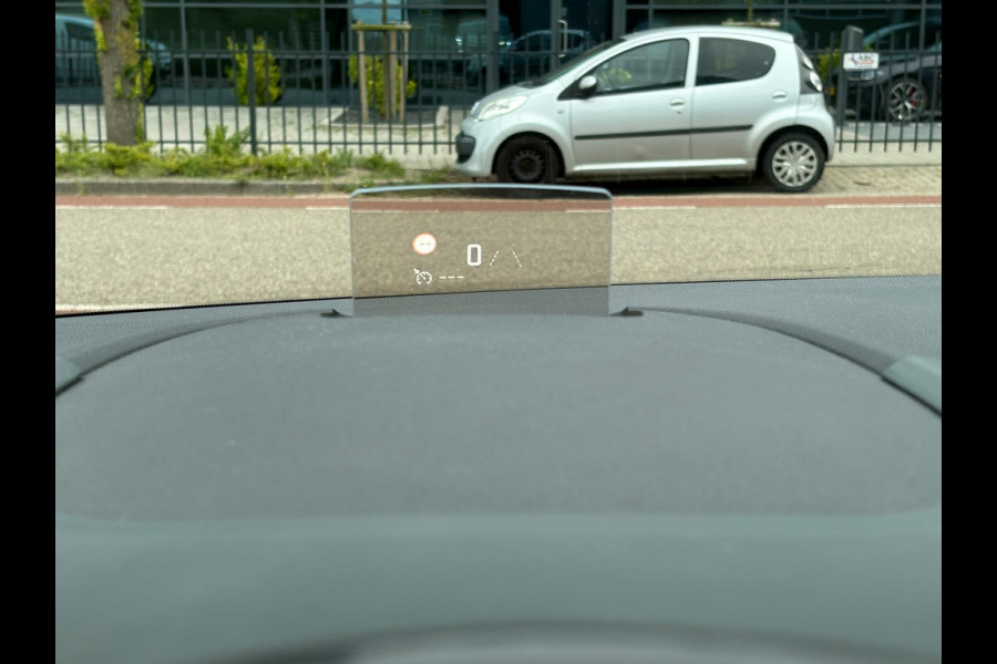 Citroën Berlingo XL 1.2 PureTech Shine XTR!!! 7-PERS,AUTOMAAT,CAMERA,