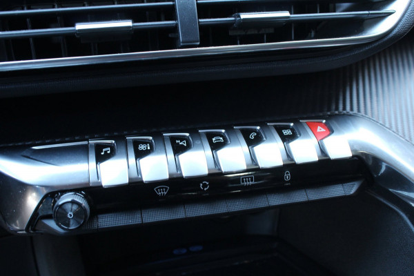 Peugeot 3008 1.2 PureTech 131pk Executive NL-Auto NAP