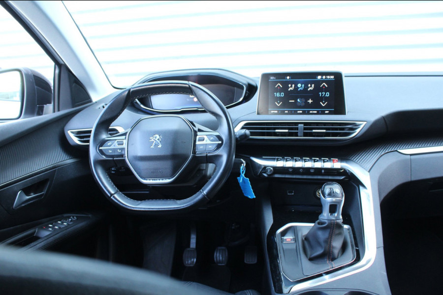 Peugeot 3008 1.2 PureTech 131pk Executive NL-Auto NAP