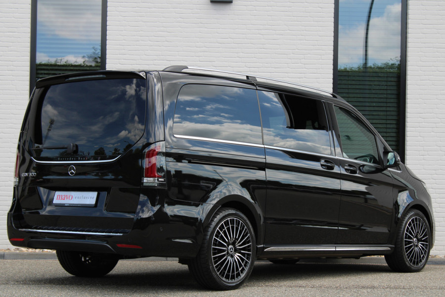 Mercedes-Benz Eqv 300 L2 / AMG / Luchtvering / 7-Persoons / 360 Camera / Vol Opties / NIEUWSTAAT