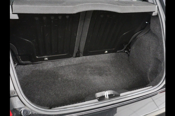 Fiat 500 0.9 TwinAir Turbo Sport Navigatie | Cruise control | DAB radio | Bluetooth | Half leder bekleding | Uconnect | Airco