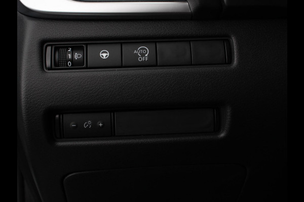 Nissan QASHQAI 1.3 MHEV Automaat N-Connecta Navigatie Climate Control Sfeerverlichting Camera 360 Led Dab Verwarmde voorstoelen Adaptieve Cruise Control Digitale Cockpit Lichtmetalen Velgen