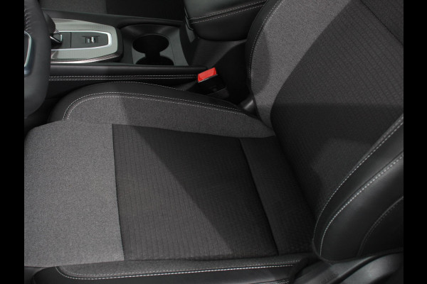 Nissan QASHQAI 1.3 MHEV Automaat N-Connecta Navigatie Climate Control Sfeerverlichting Camera 360 Led Dab Verwarmde voorstoelen Adaptieve Cruise Control Digitale Cockpit Lichtmetalen Velgen