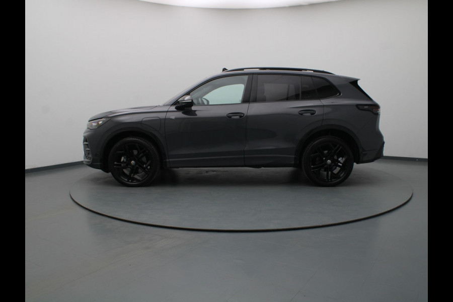 Volkswagen Tiguan eHybrid 204pk R-Line Business Elektrisch glazen panorama-dak | Lederenbekleding
