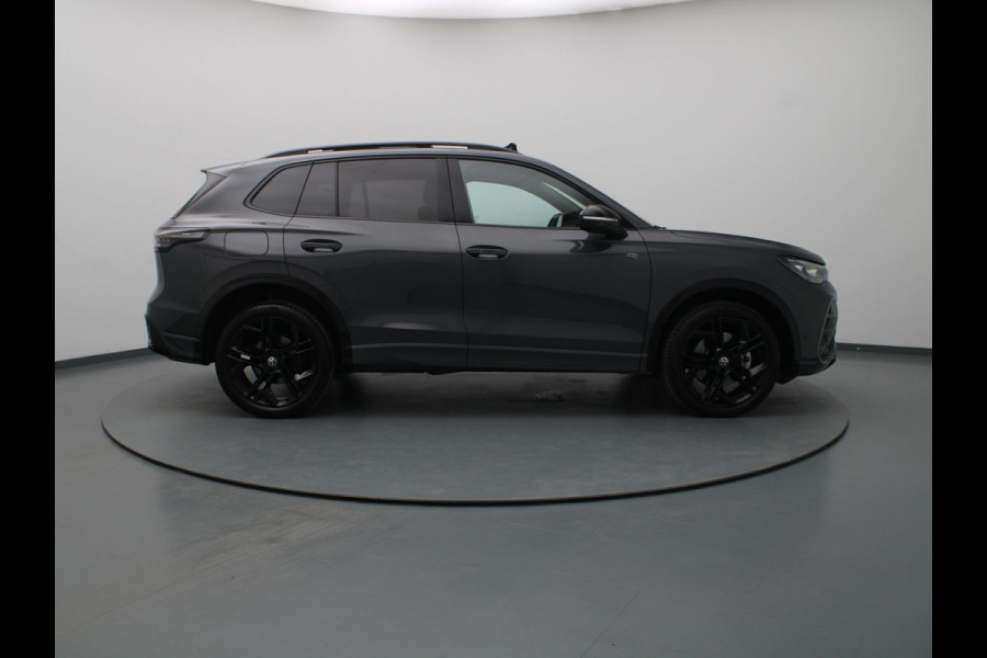 Volkswagen Tiguan eHybrid 204pk R-Line Business Elektrisch glazen panorama-dak | Lederenbekleding